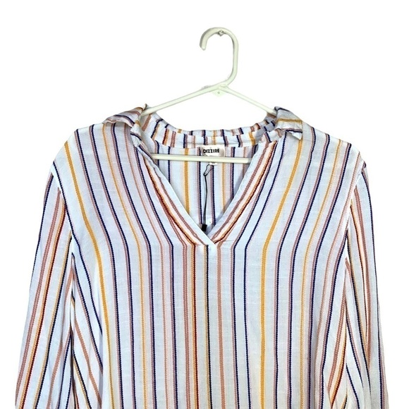 Dizzire 3/4 Sleeve Soft Multicolored Stripe Flowy V-Neck Blouse Size Small - Picture 7 of 14